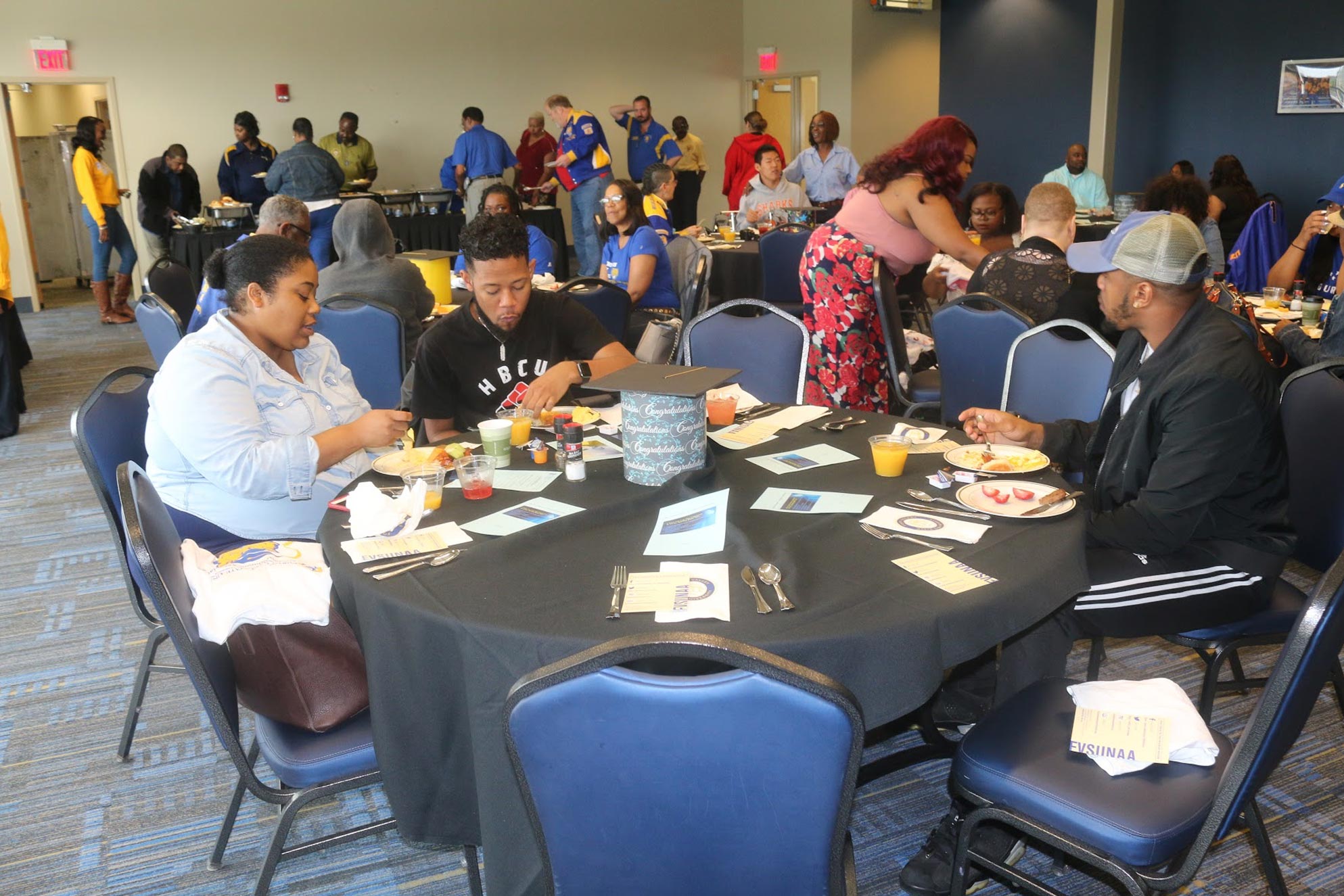 fvsunaa_graduating_class_breakfast_22.jpg