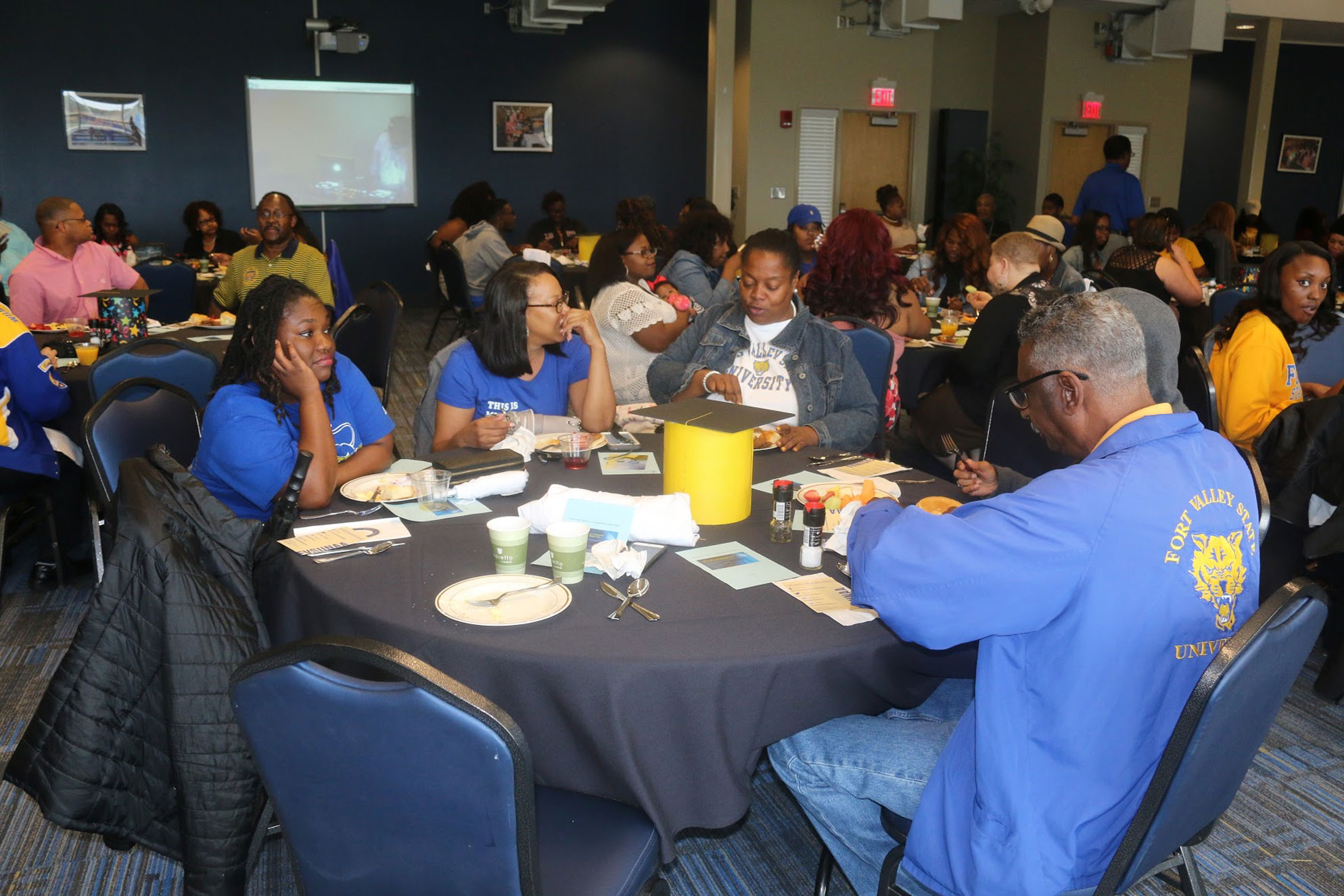 fvsunaa_graduating_class_breakfast_24.jpg