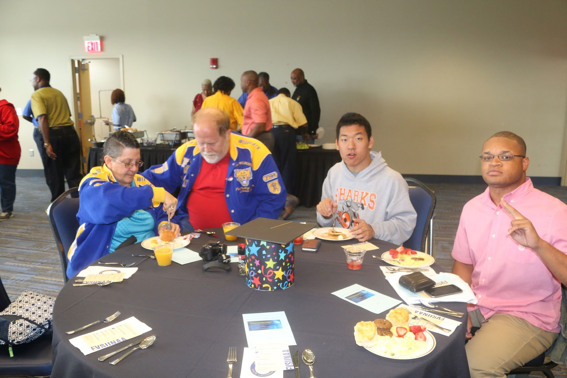 fvsunaa_graduating_class_breakfast_26.jpg