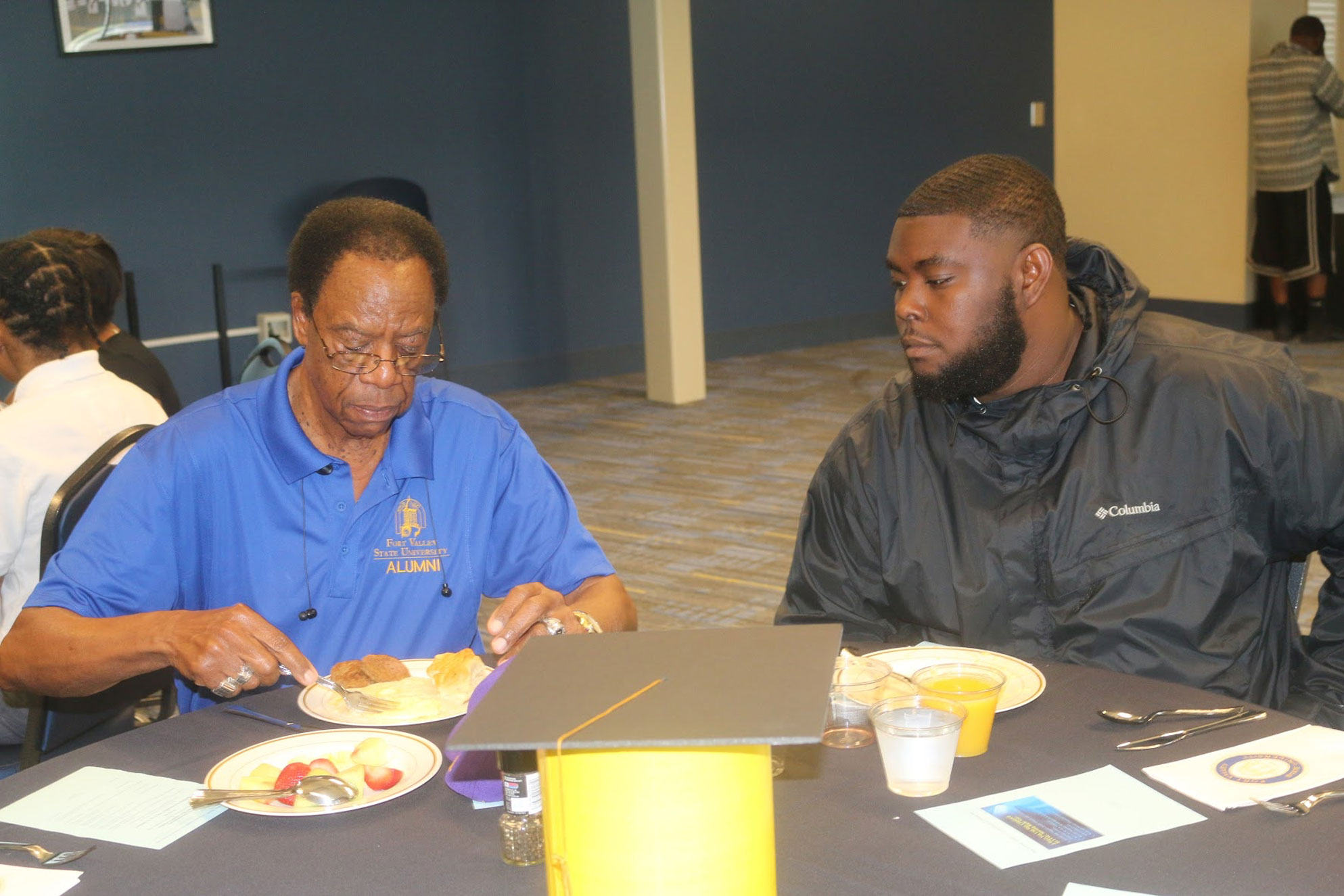 fvsunaa_graduating_class_breakfast_35.jpg