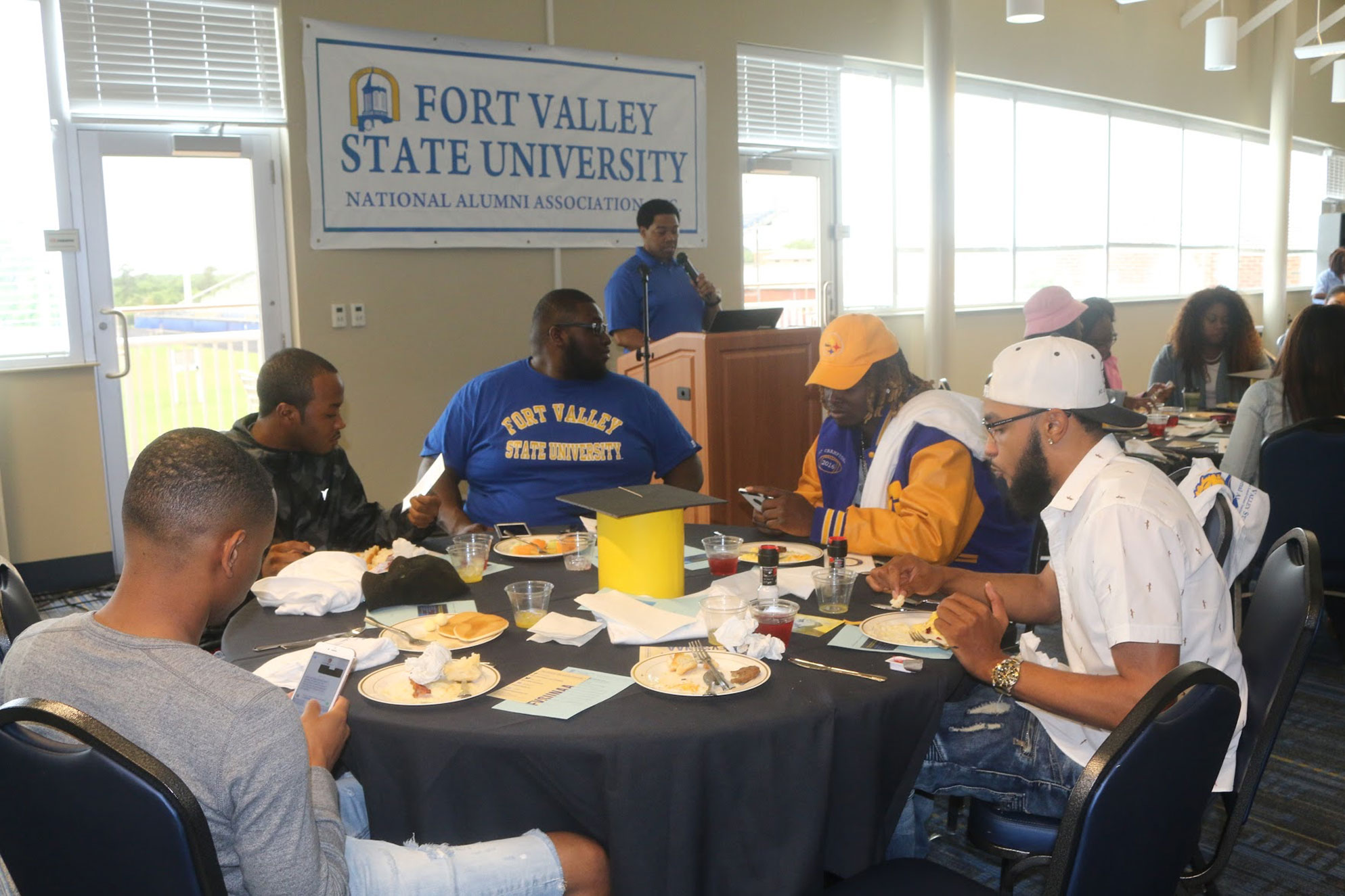 fvsunaa_graduating_class_breakfast_39.jpg
