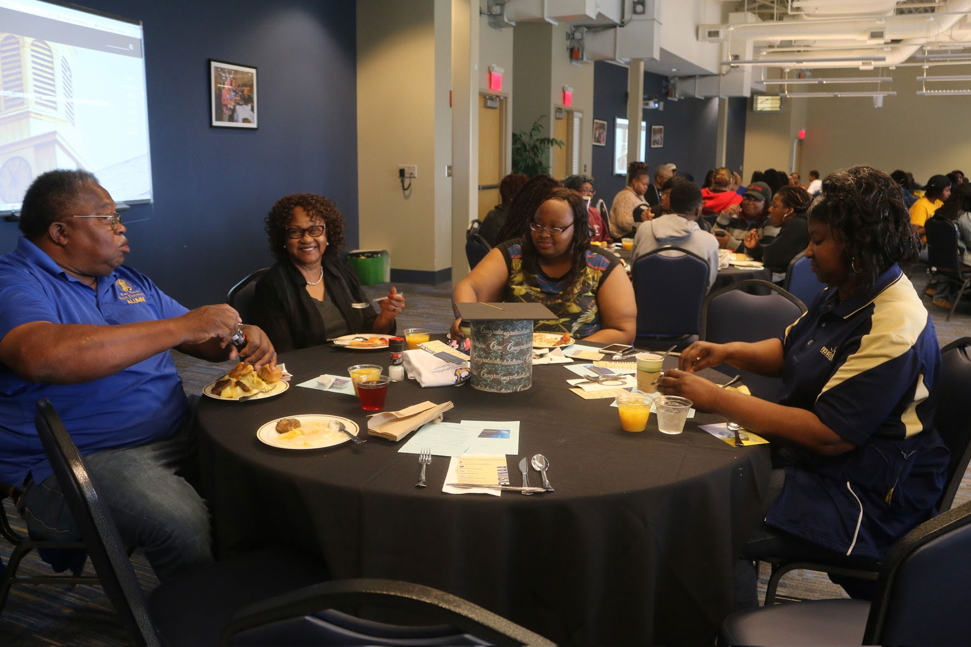 fvsunaa_graduating_class_breakfast_47.jpg