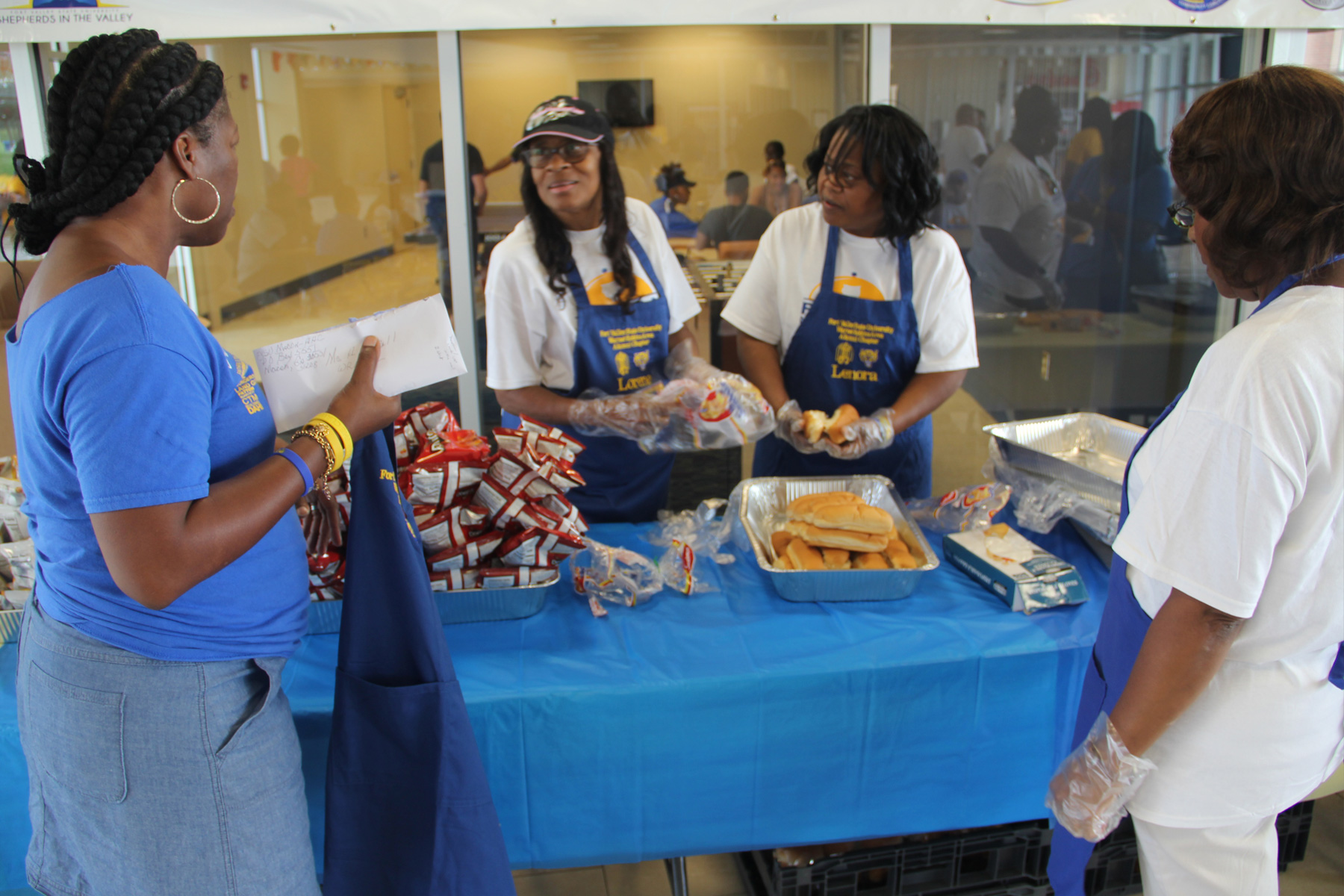 fvsunaa_warner_robins_new_student_cookout_23.jpg