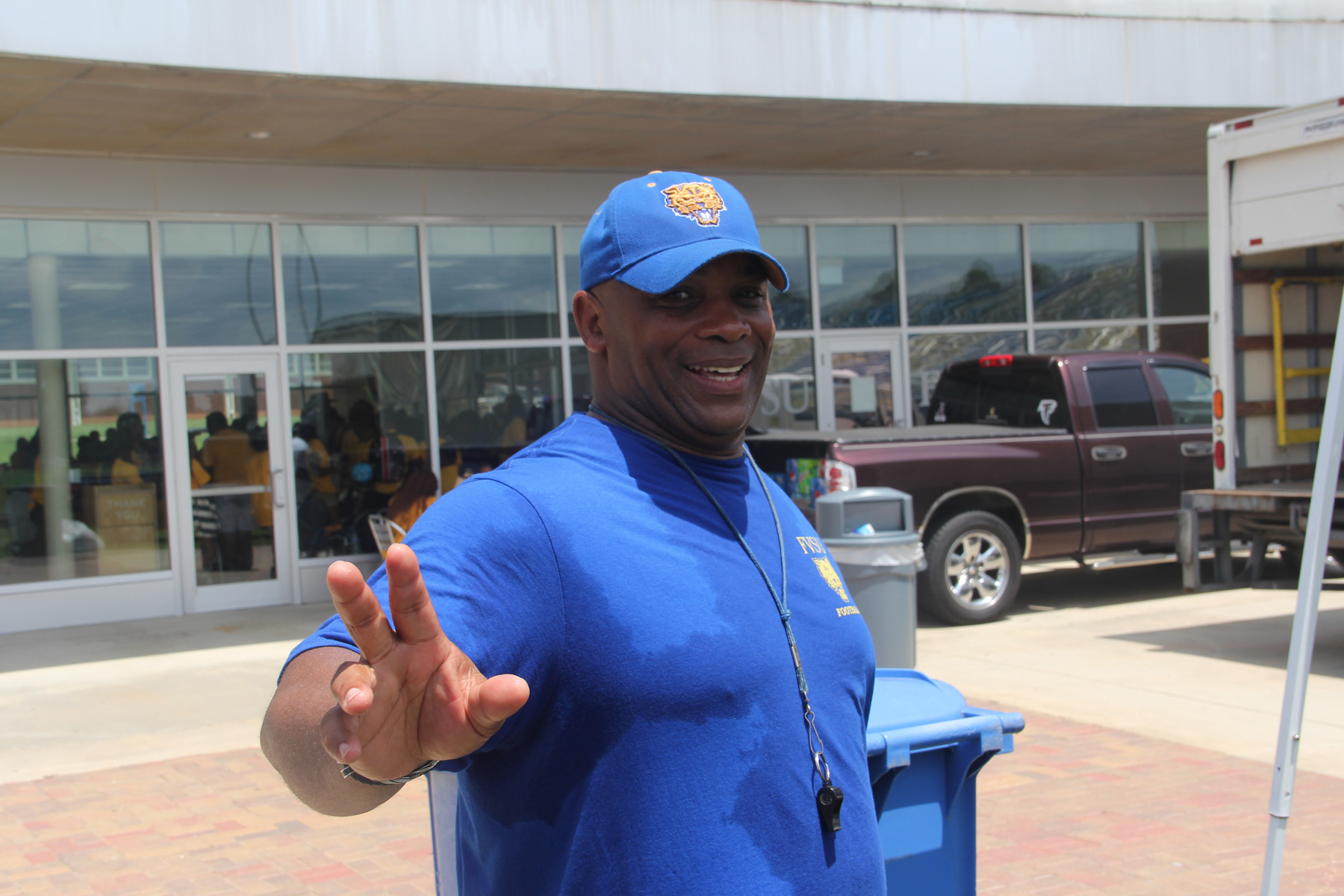 fvsunaa_warner_robins_new_student_cookout_67.jpg