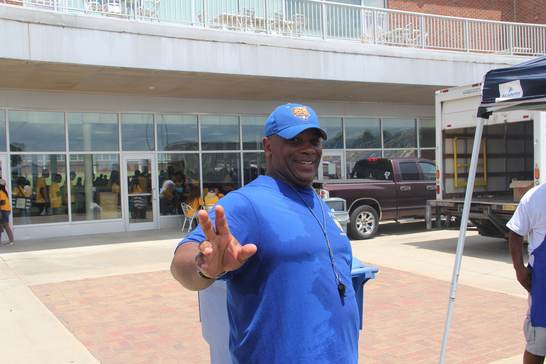 fvsunaa_warner_robins_new_student_cookout_68.jpg