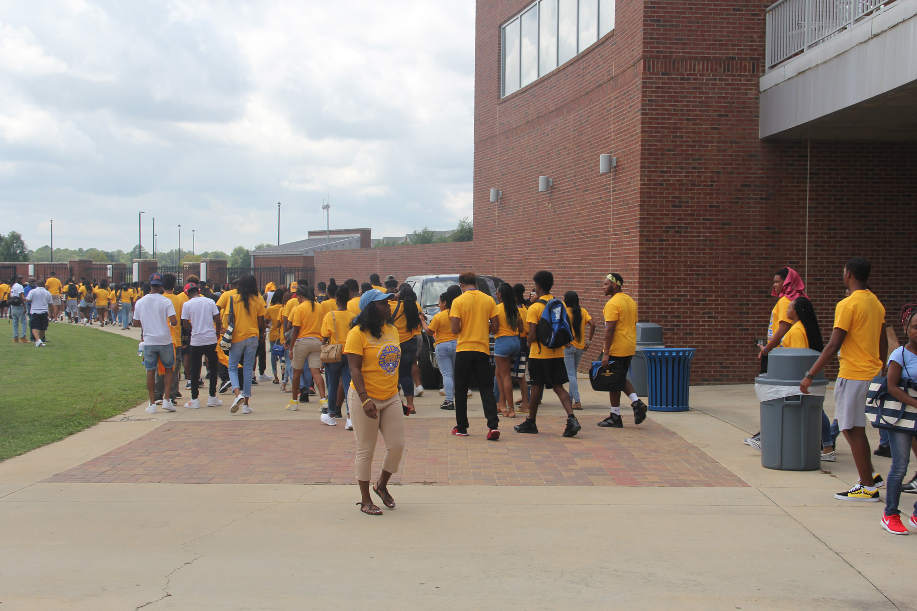 fvsunaa_warner_robins_new_student_cookout_76.jpg