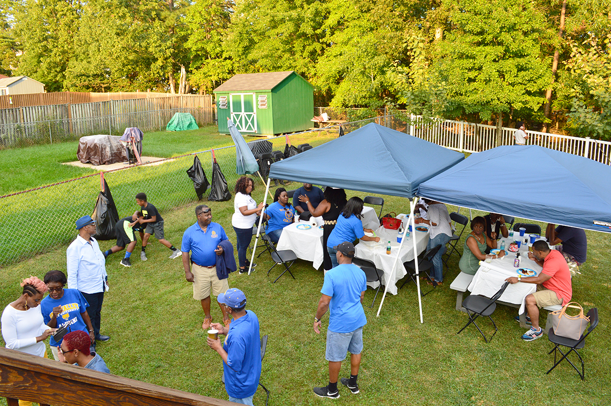 fvsudc_alumni_picnic_2017_03.jpg